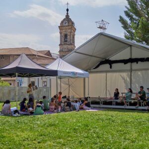 AztarnaCuentaCuentos_A747250Donca